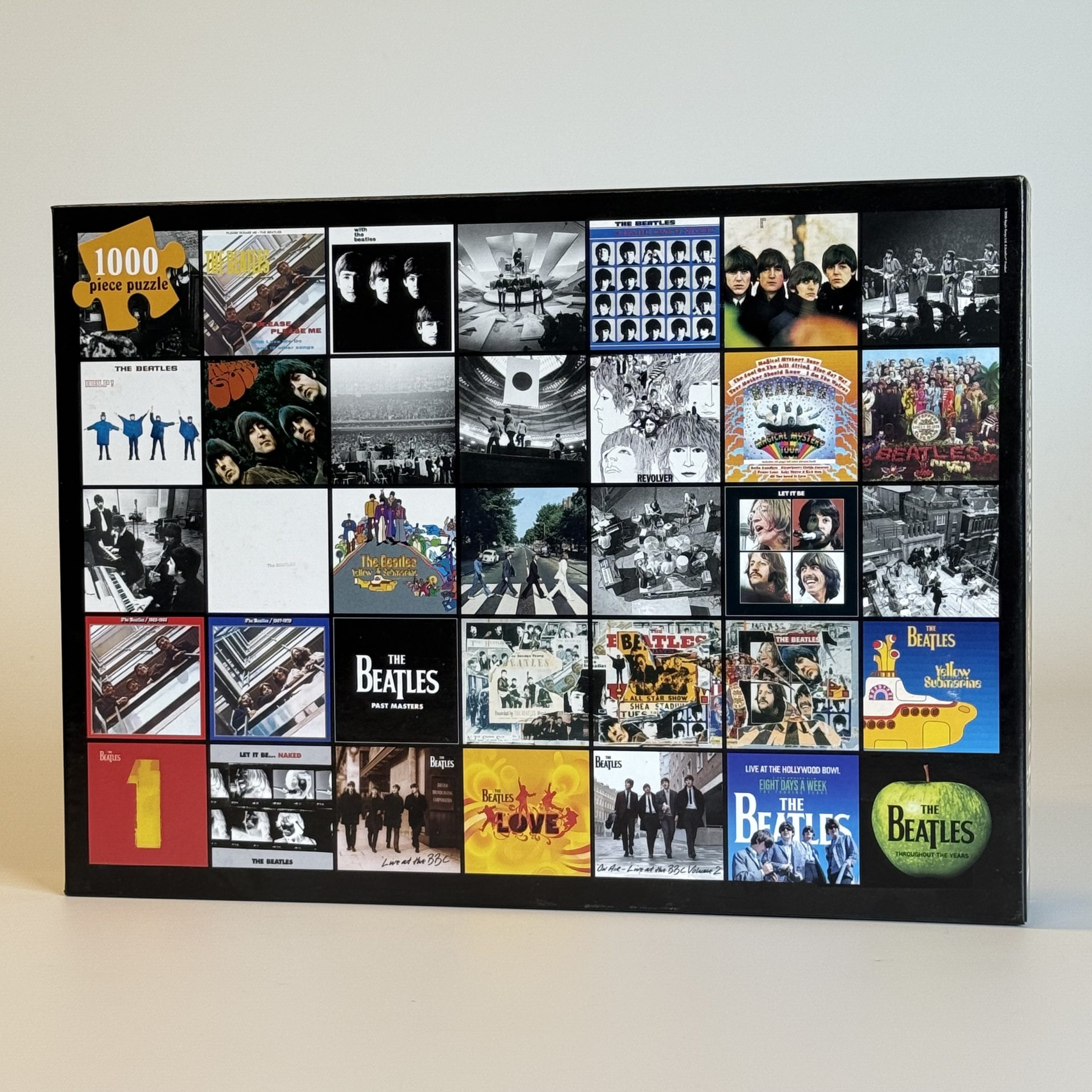 PUZZEL, THE BEATLES - ICONIC COVERS (VERPAKKING VERVAAGD DOOR ZON)