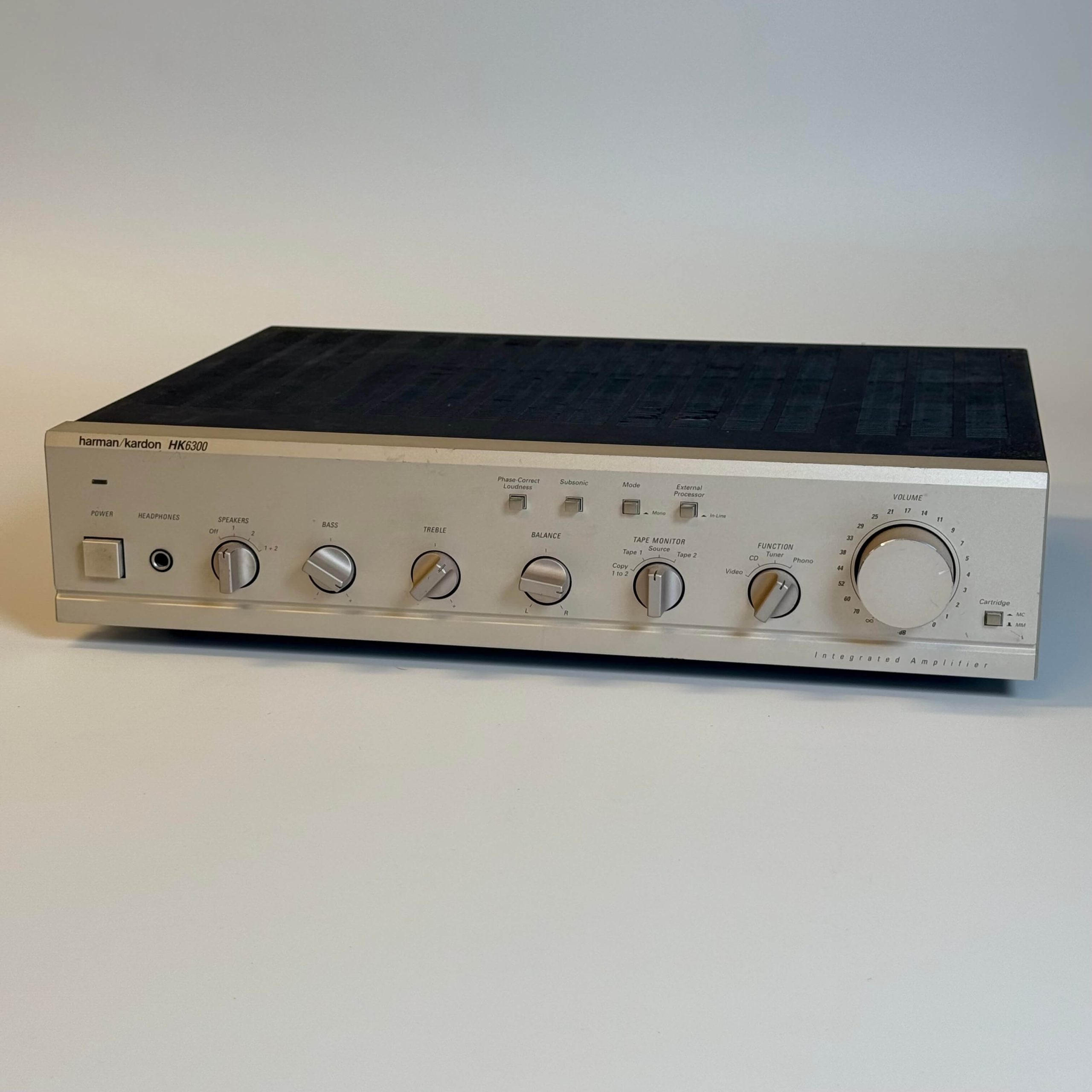 HARMAN KARDON HK6300, STEREO-VERSTERKER (TWEEDEHANDS)