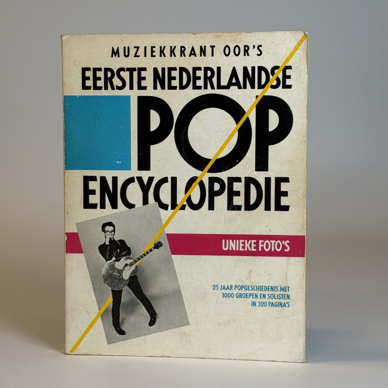 EERSTE NEDERLANDSE POP ENCYCLOPEDI, MUZIEKKRANT OOR (TWEEDEHANDS)